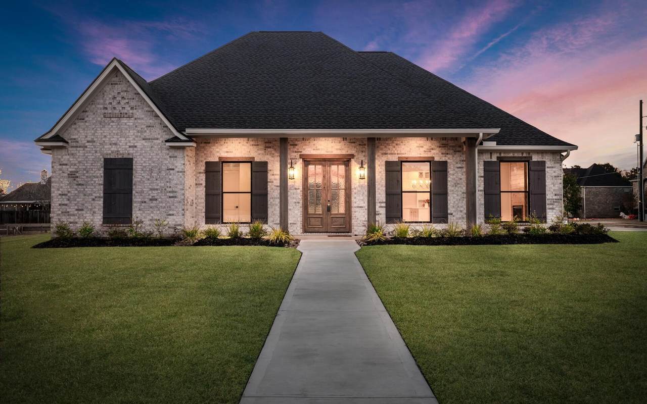 510 Andrew - Photo 1