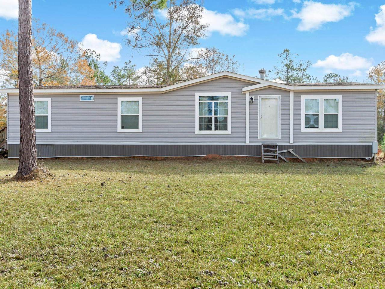 2106 Hwy 418 - Photo 1