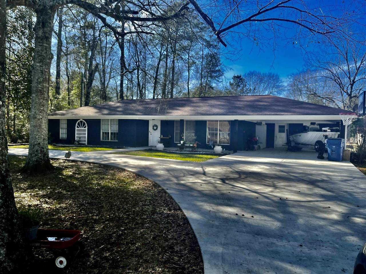 1120 Maxwell - Photo 1
