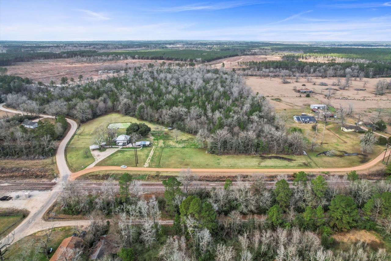 000 County Rd 2176 - Photo 1