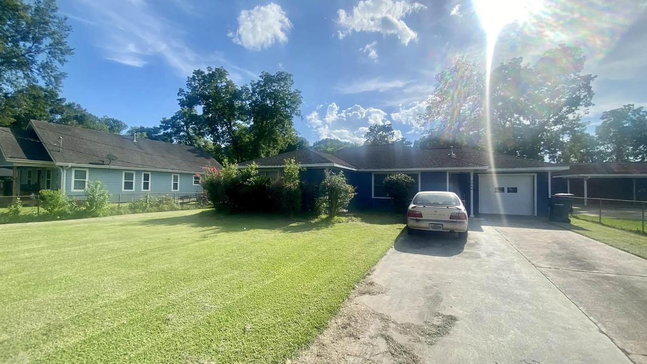 1040 Avalon St - Photo 1