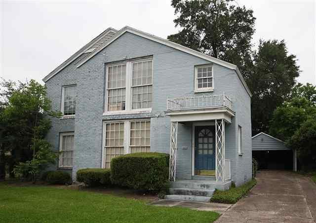 2075 Hazel Avenue - Photo 1
