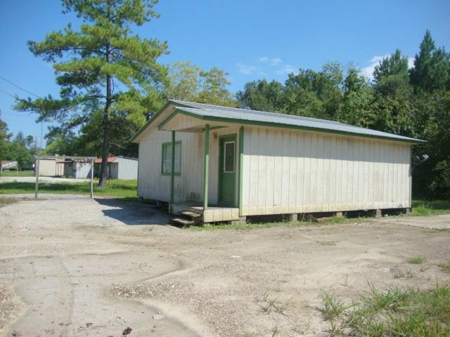 207 West Levert - Photo 1