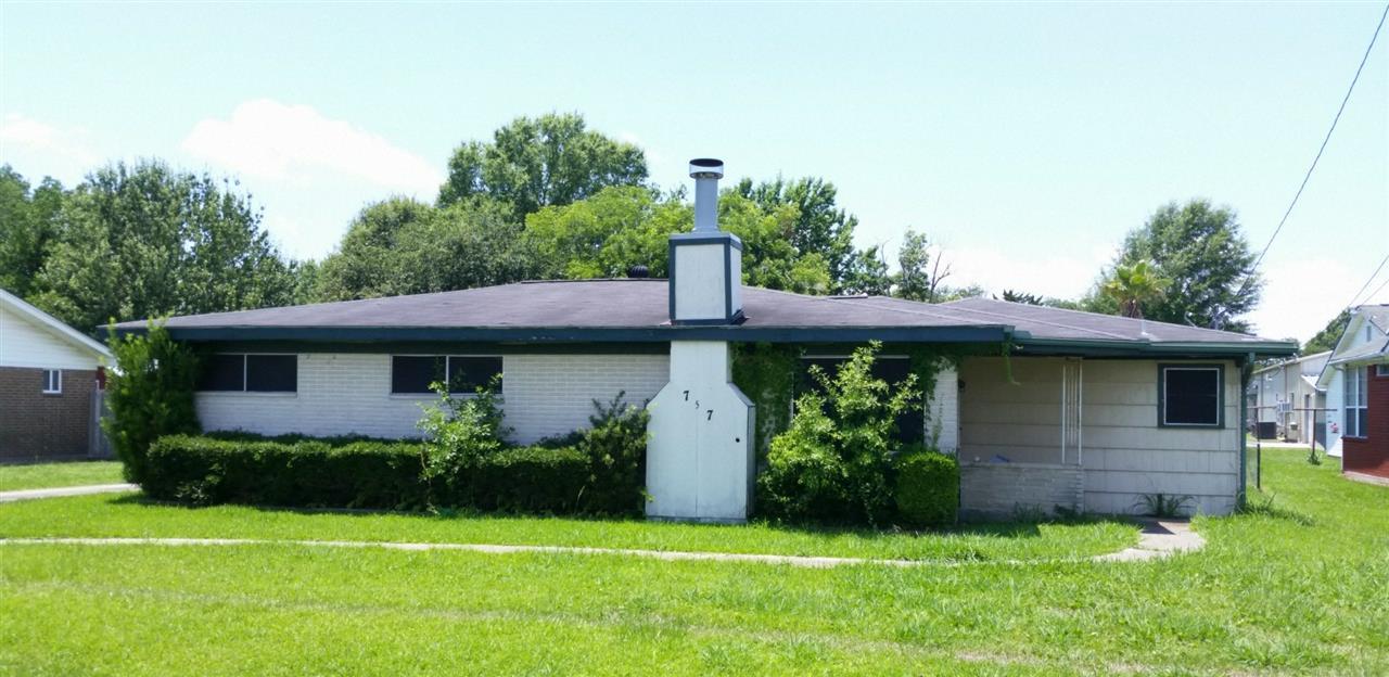757 Ave B - Photo 1