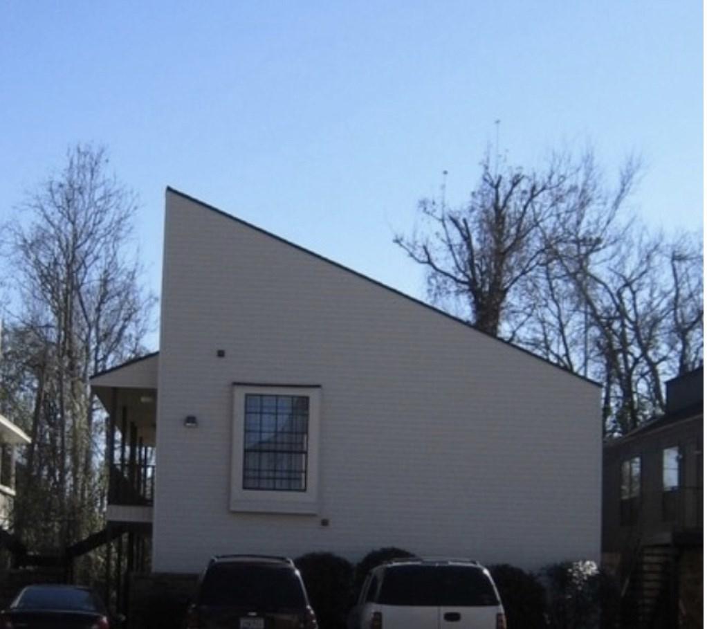 2184 Eastex Freeway - Photo 1
