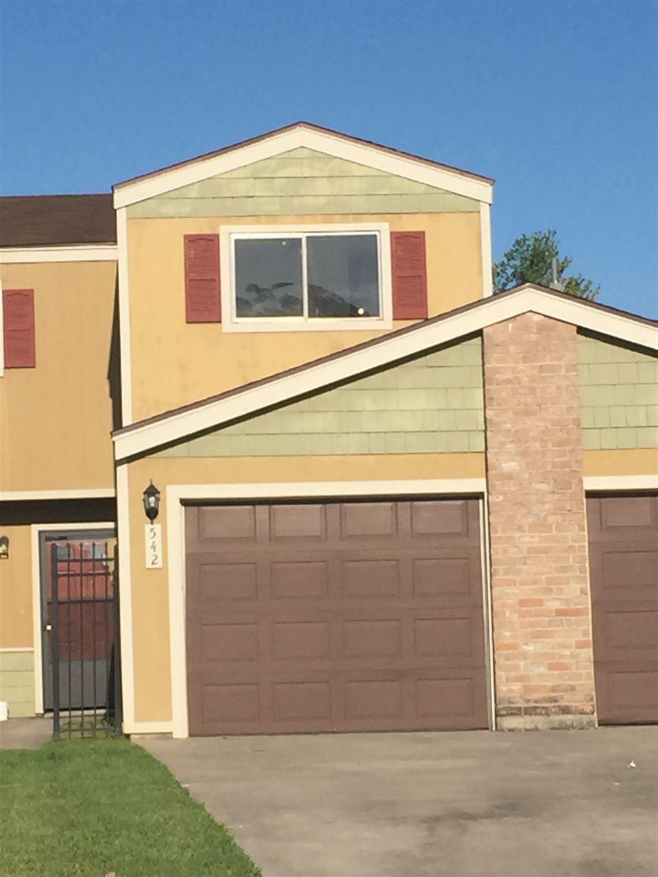 542 Georgetown - Photo 1