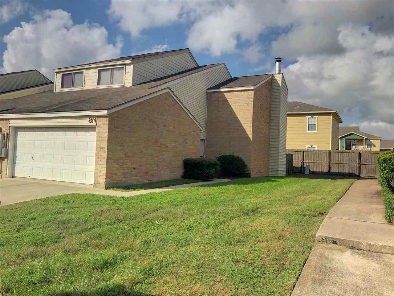 1212 Major #8N - Photo 1