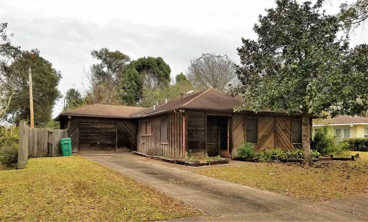 606 Bluebonnet - Photo 1