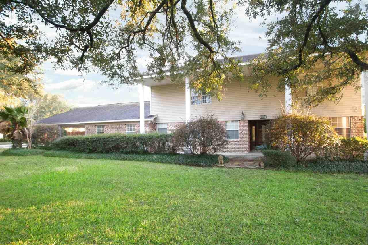 9001 Oak Vista - Photo 1