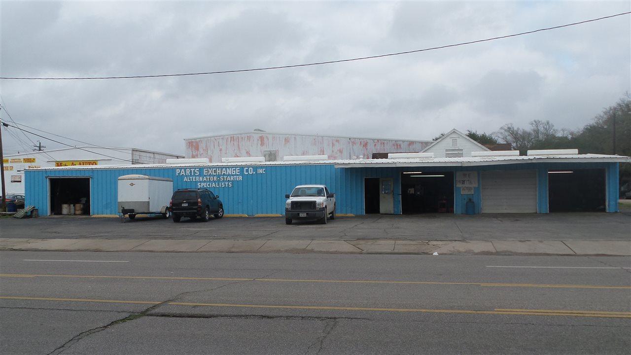 2800 College - Photo 1