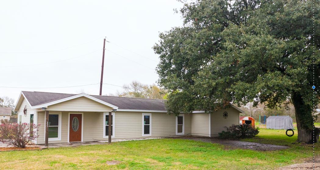 555 Osborne - Photo 1