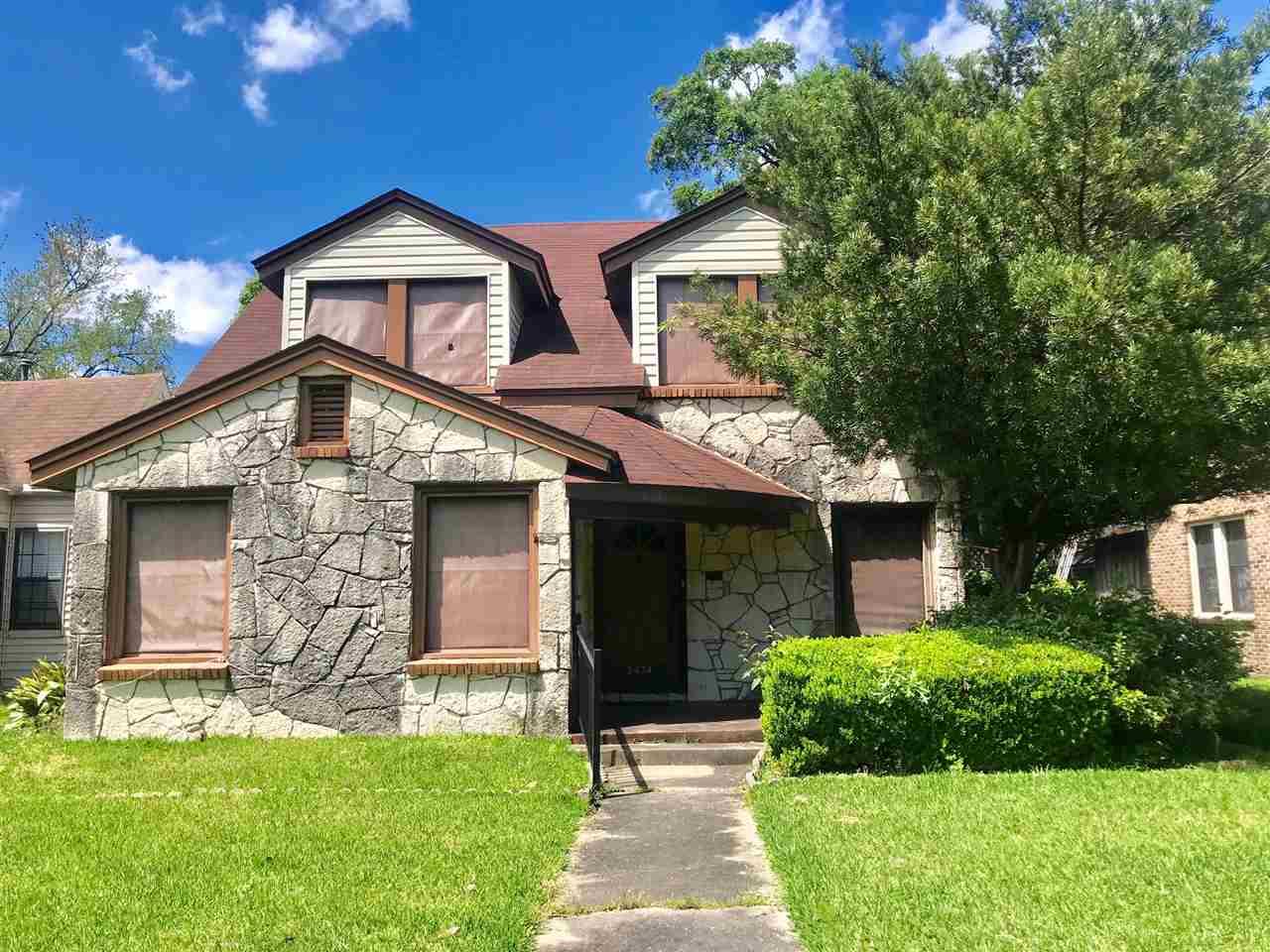 2474 Harrison Ave - Photo 1