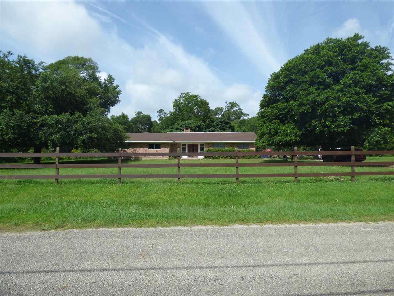 533 Burton Rd - Photo 1