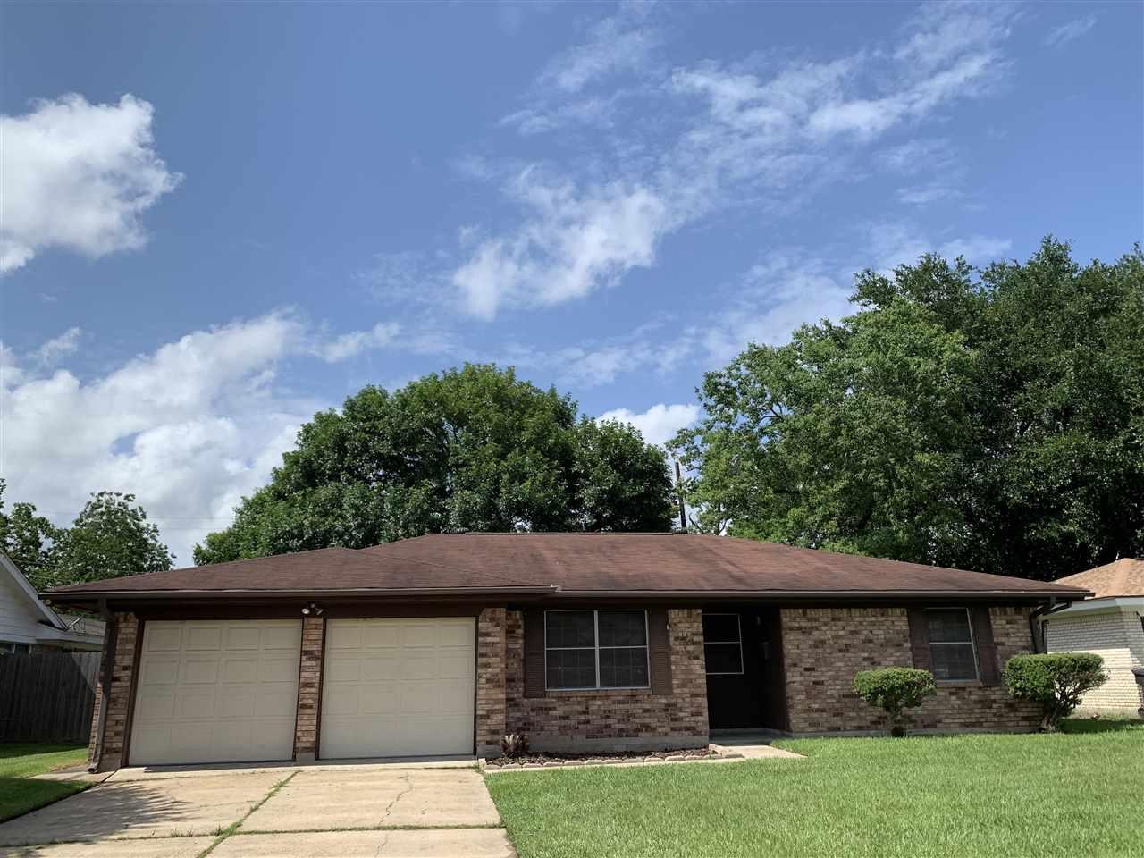 1130 Bernice - Photo 1