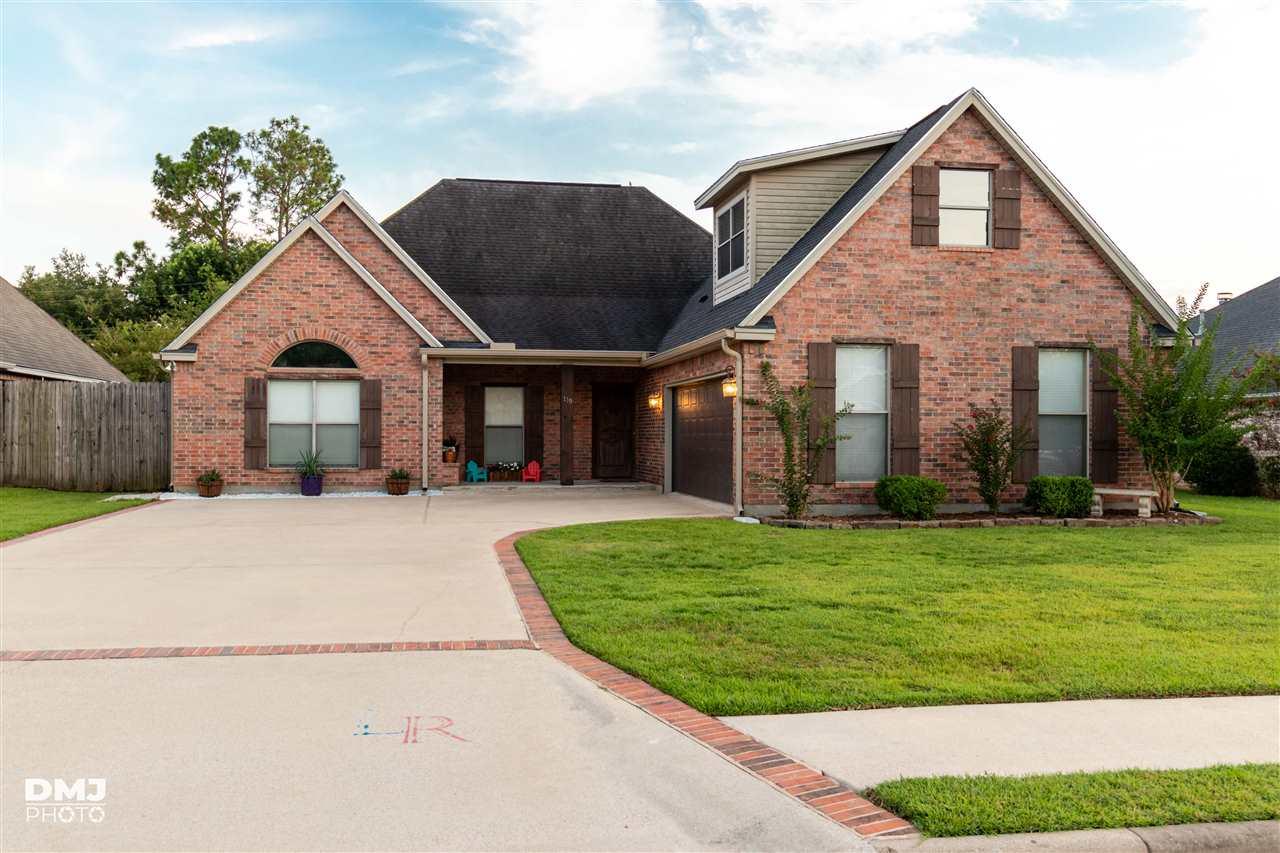 119 Parkway Oaks Drive - Photo 1