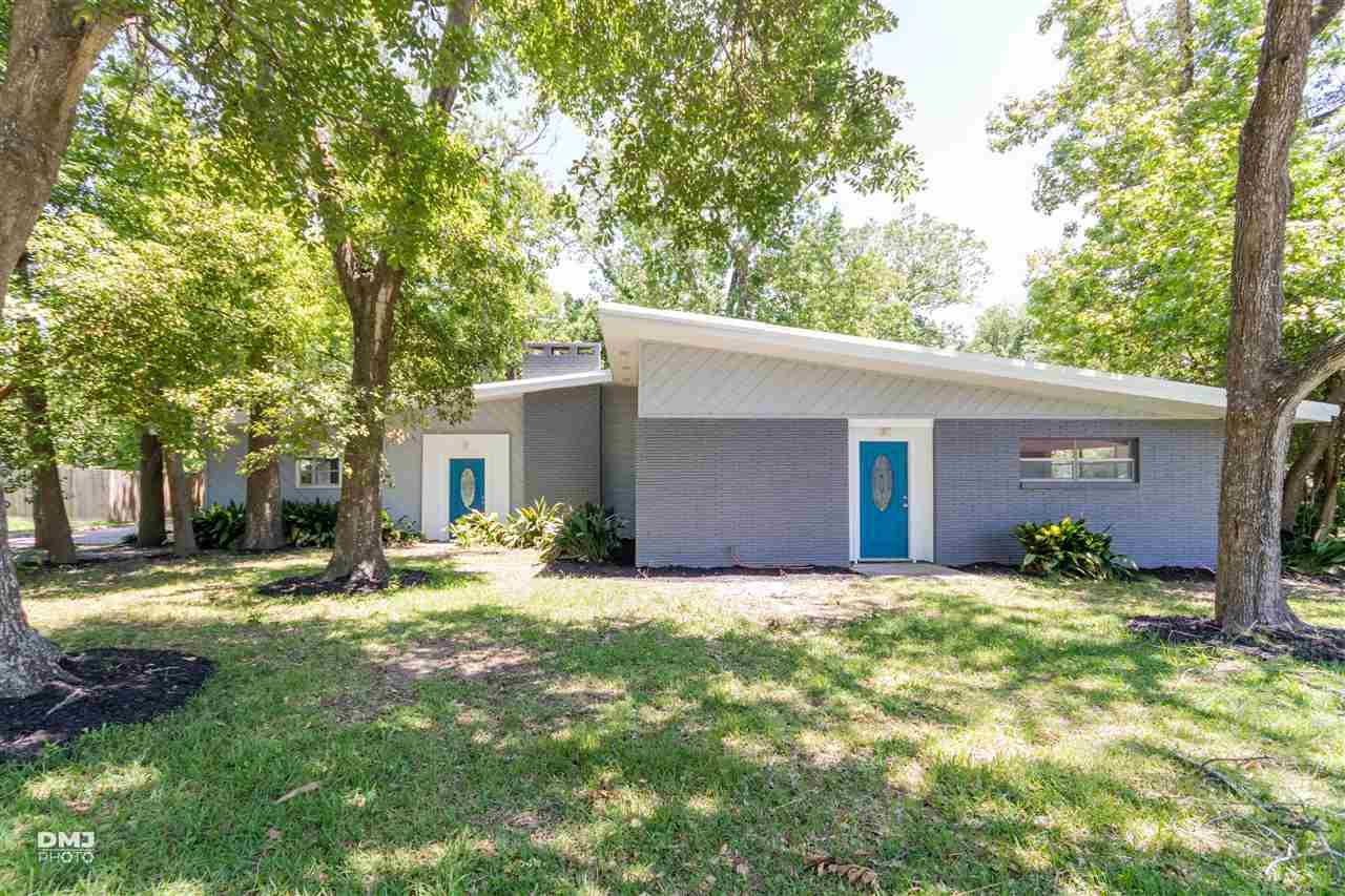5327 Fairview - Photo 1