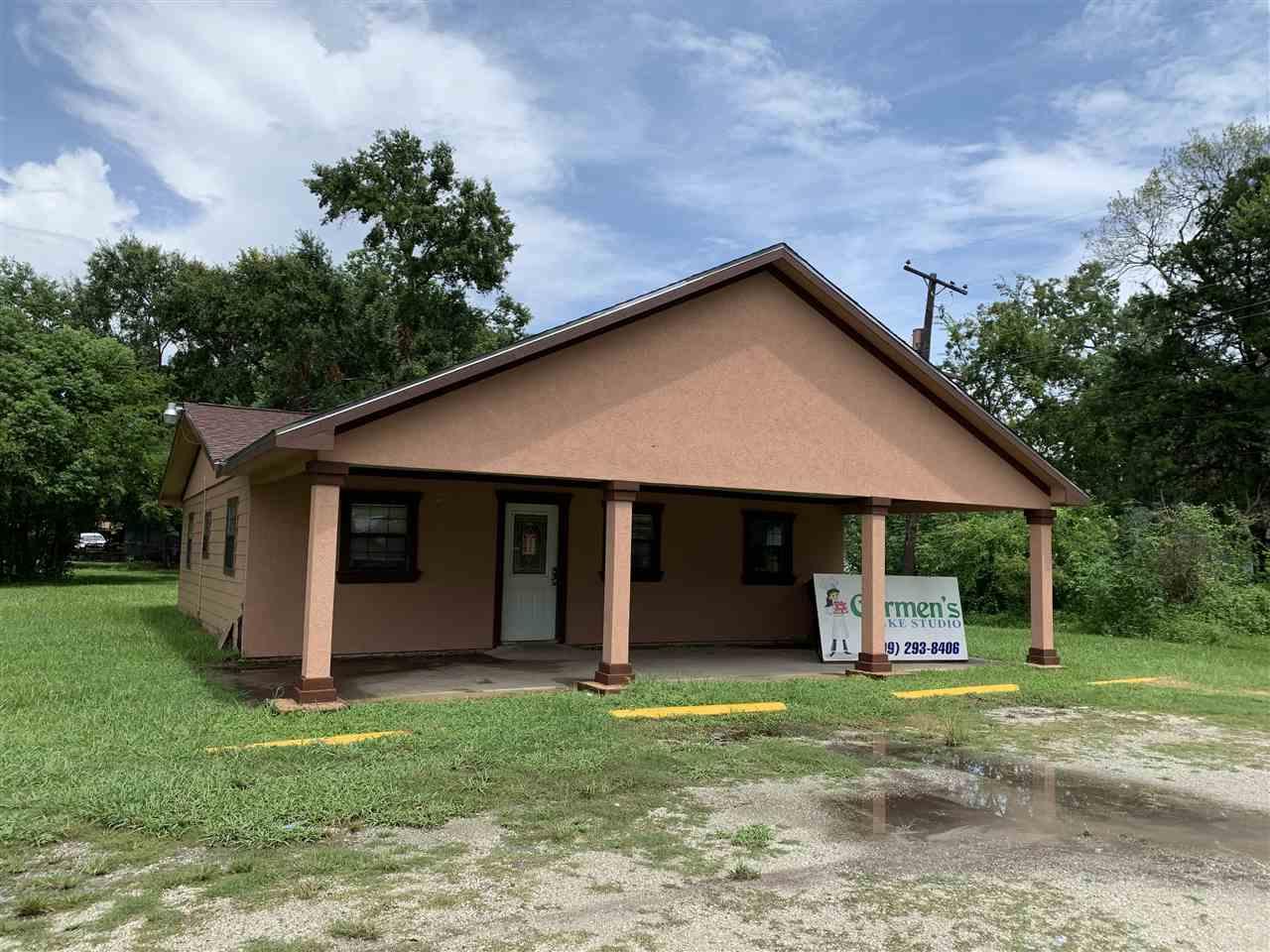 2848 9th Ave - Photo 1