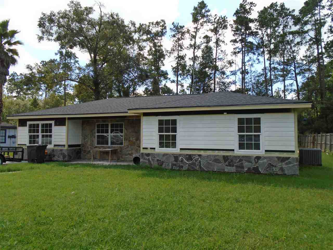 1420 Windwood Dr. - Photo 1