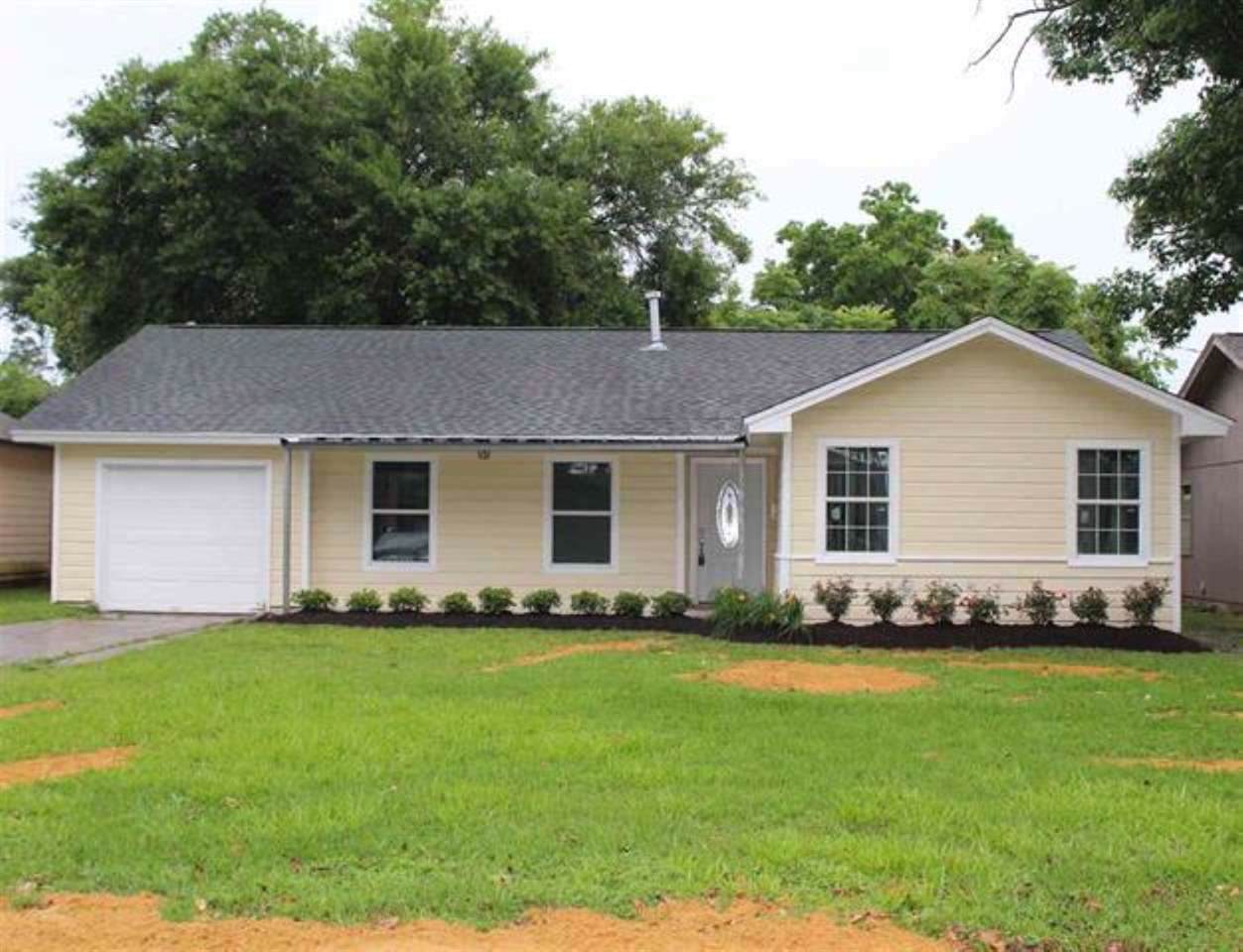 4260 Broadway - Photo 1