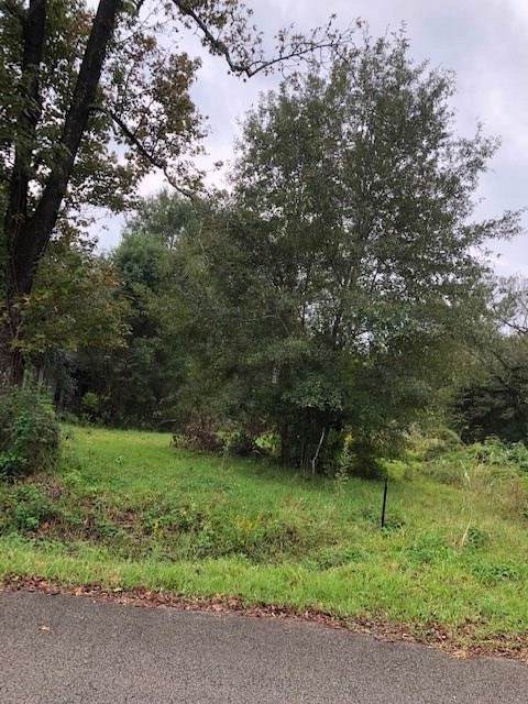 2225 Travis - Photo 1