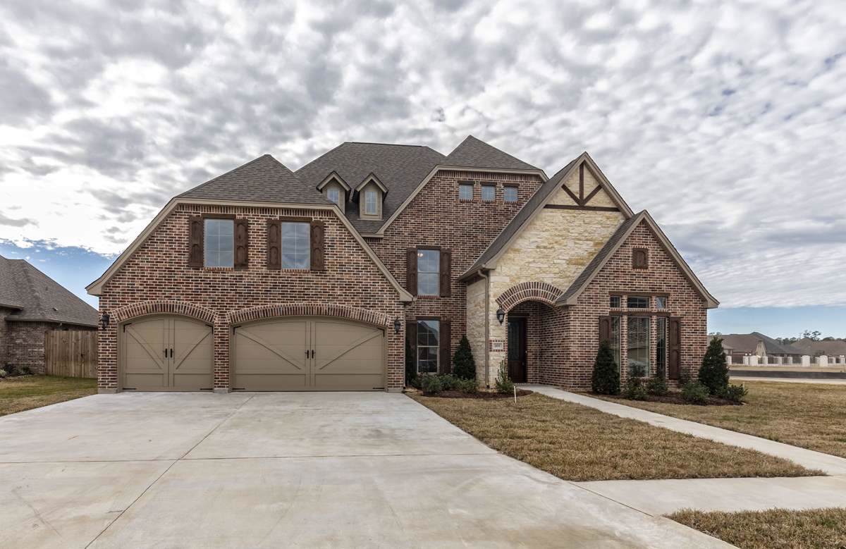 201 Heather Lane - Photo 1