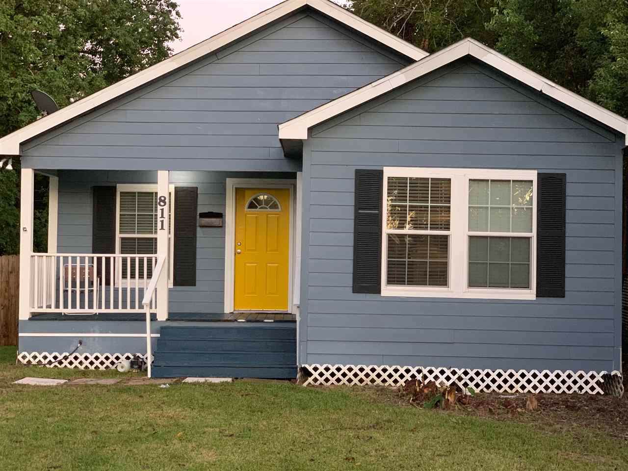 811 Chicago - Photo 1