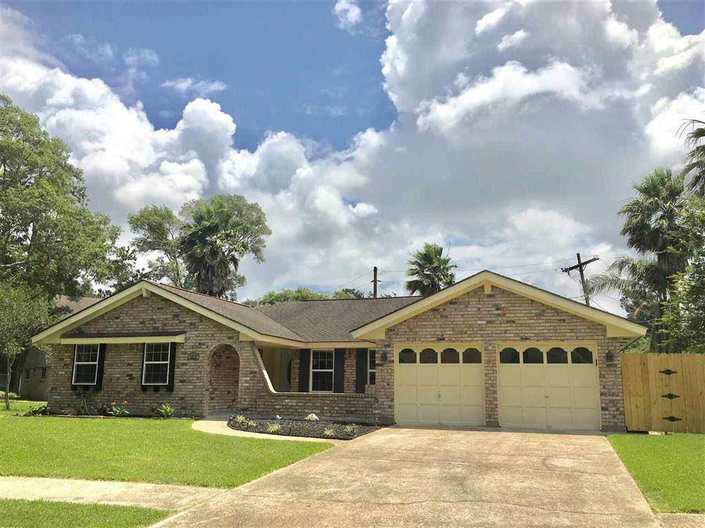 1810 King Arthur Court - Photo 1