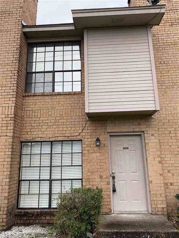 1620 Wellington Place #201 - Photo 1