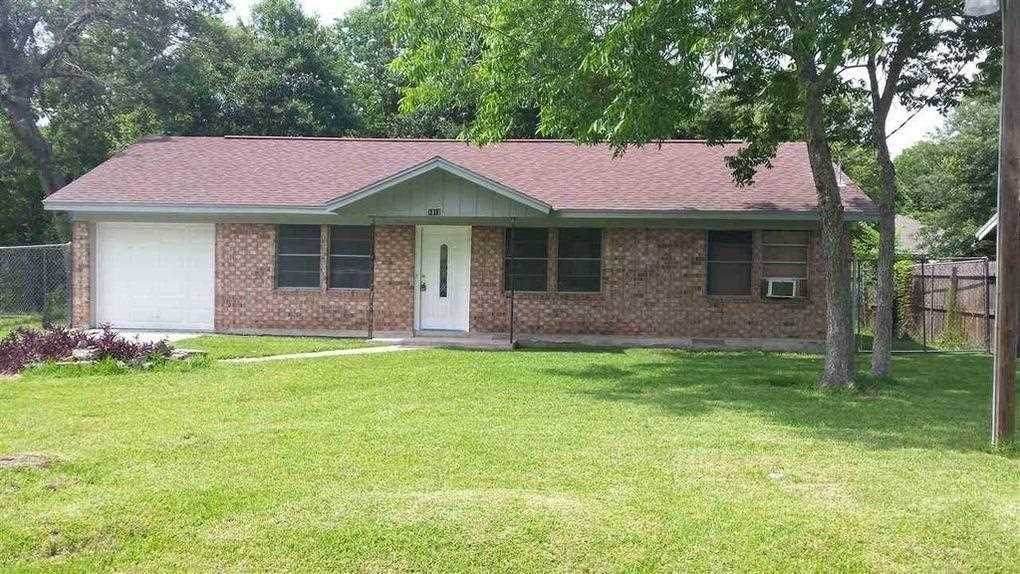 1812 Bowie - Photo 1