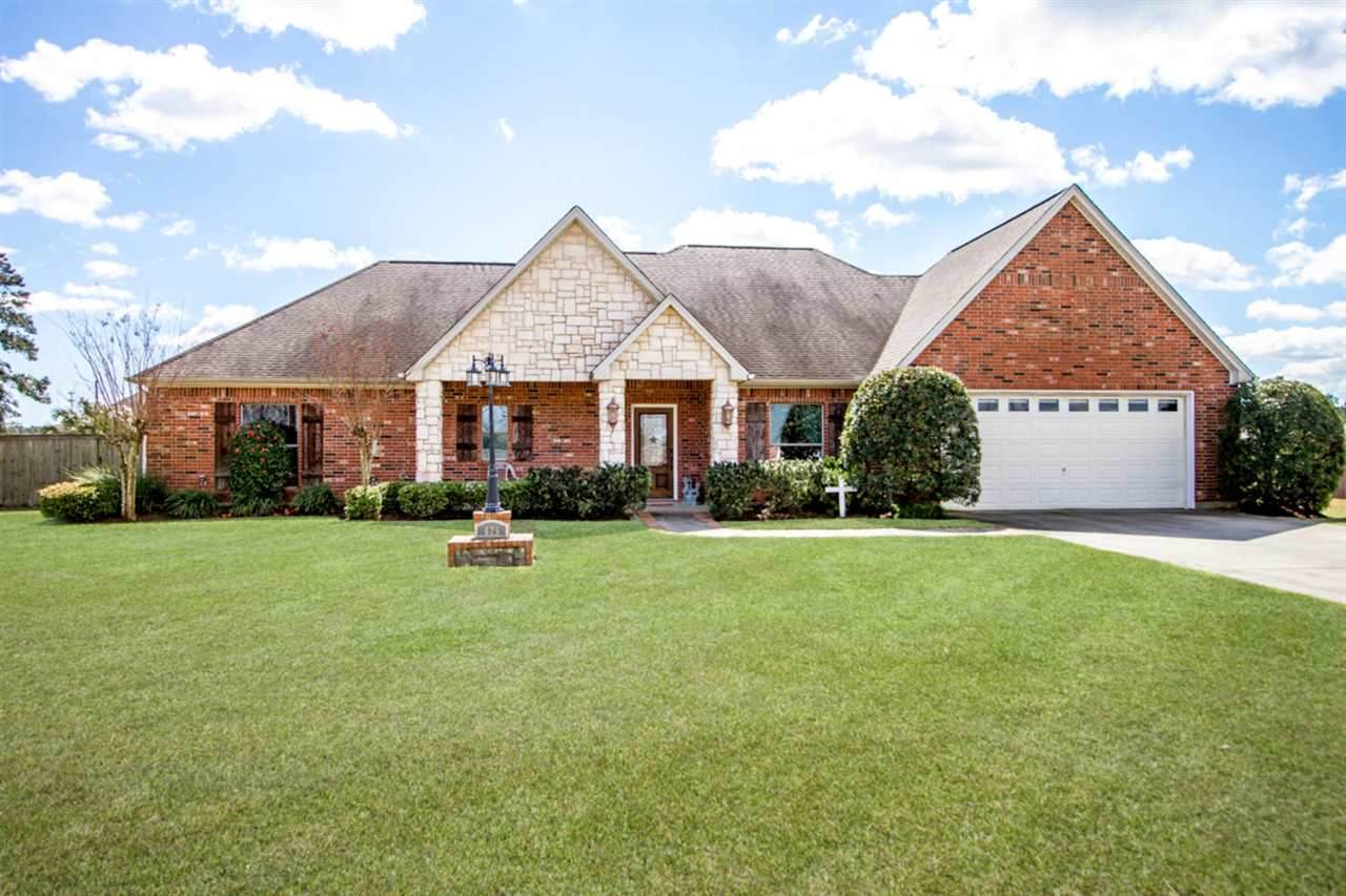 625 Remington Dr. - Photo 1