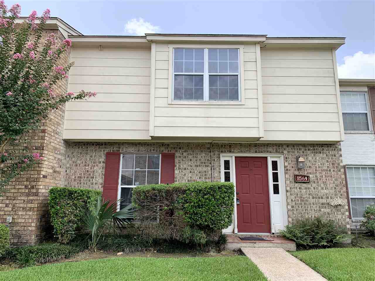 1564 Marshall Wood Dr - Photo 1