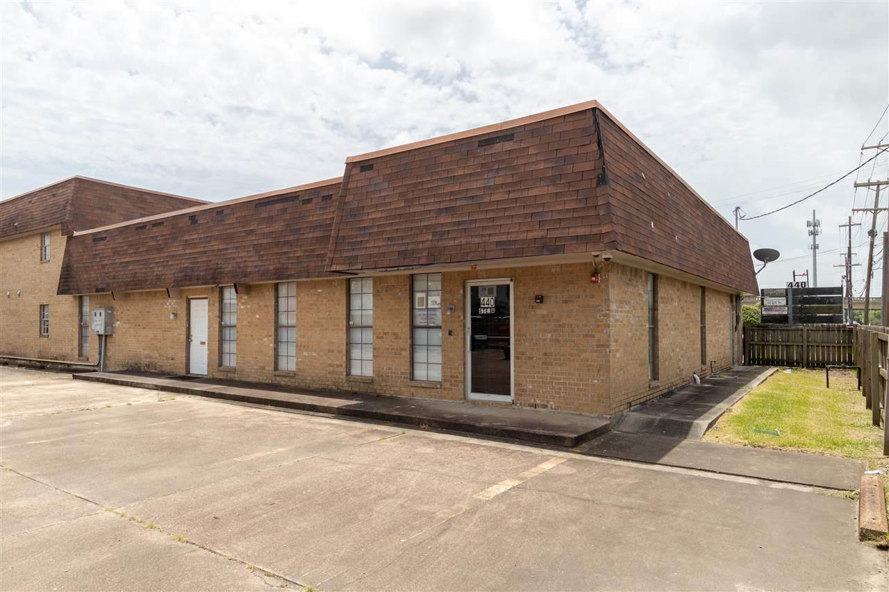 440 18th Street - Photo 1