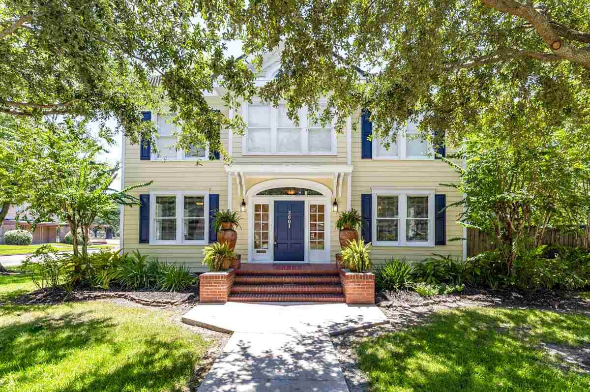2601 Laurel - Photo 1