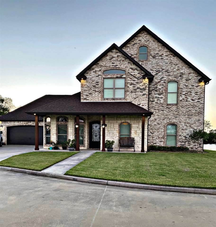 7956 Harper - Photo 1
