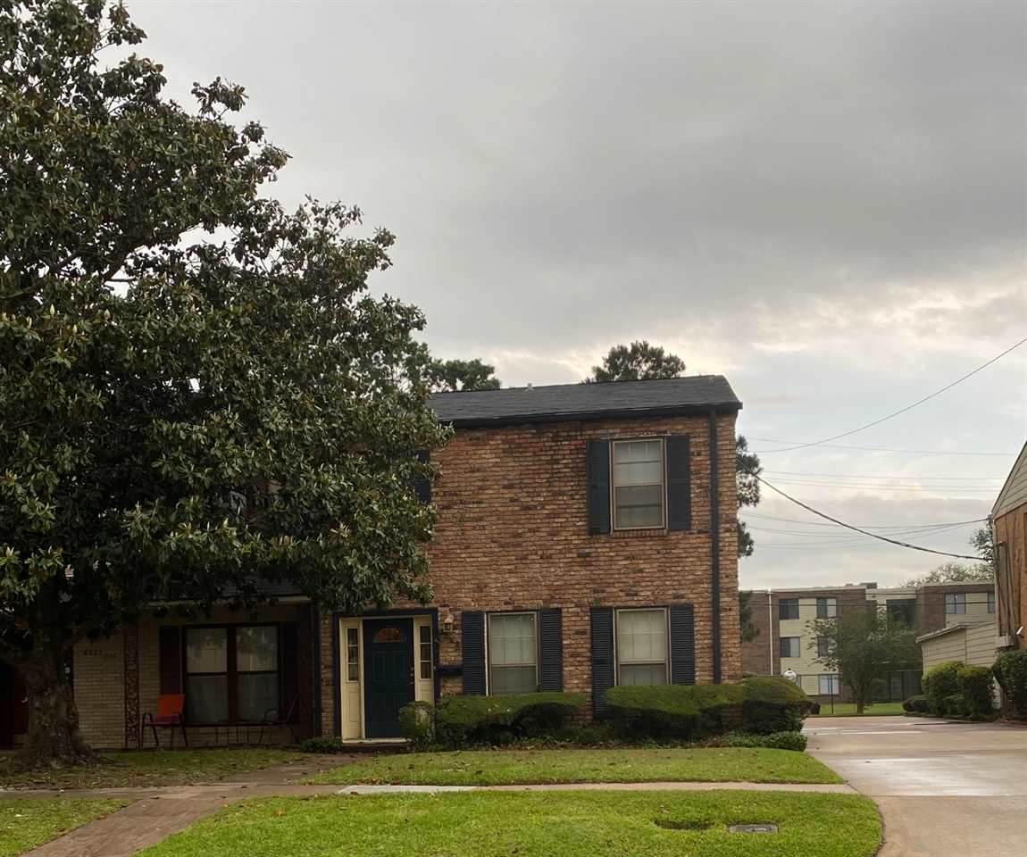 6329 Ivanhoe Lane - Photo 1