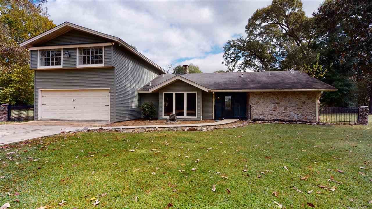 406 Cypress Bend - Photo 1