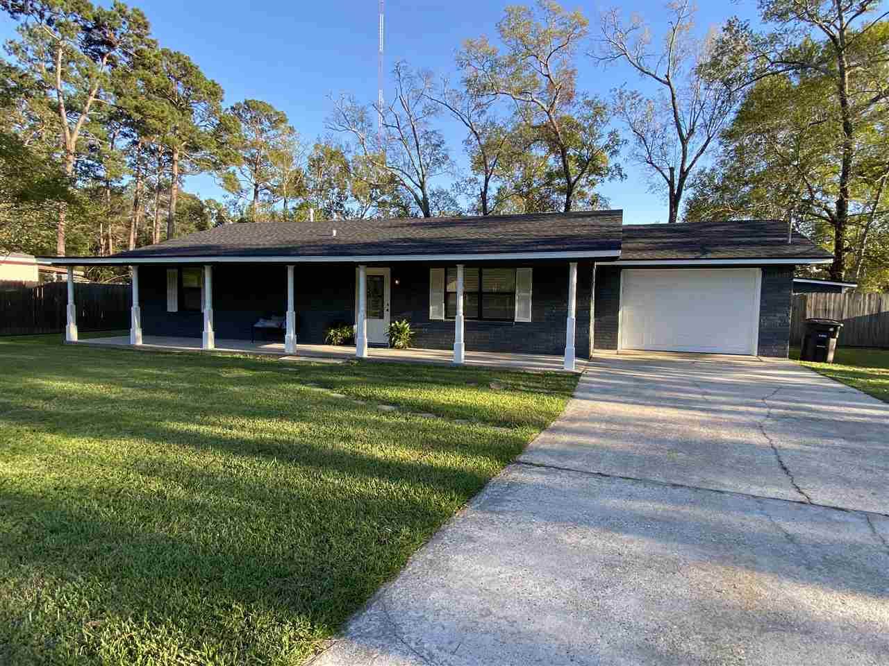 2600 Roosevelt - Photo 1