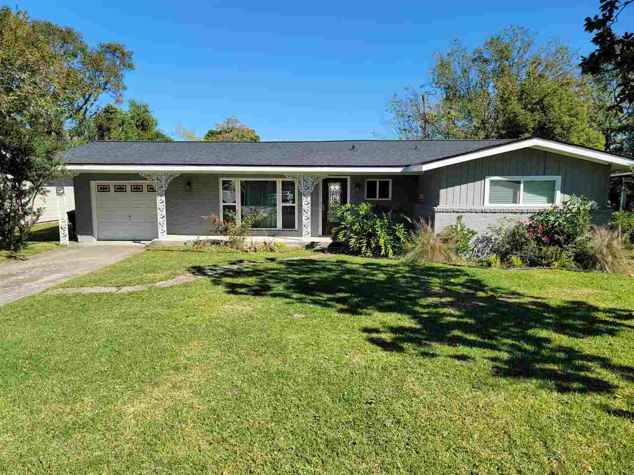 2700 Magnolia - Photo 1