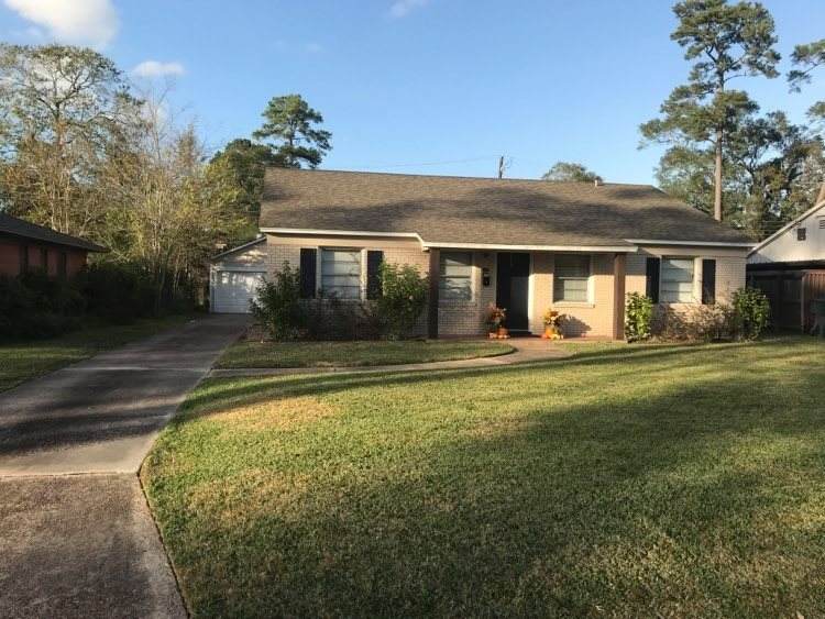 4630 Lanark - Photo 1