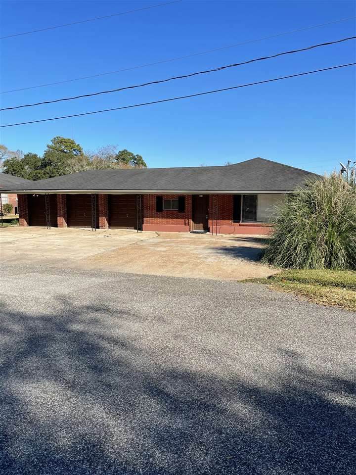 5910 Marcus Dr - Photo 1