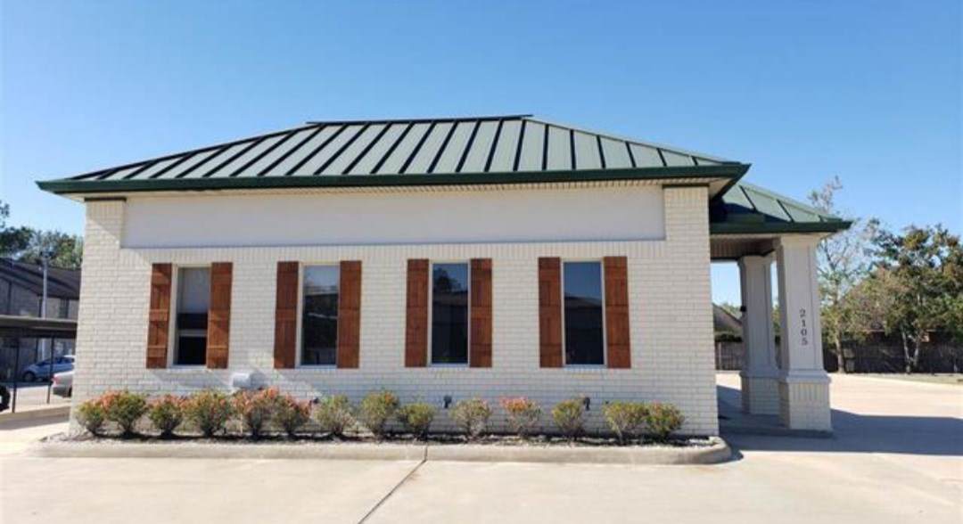 2105 Dowlen Rd. - Photo 1