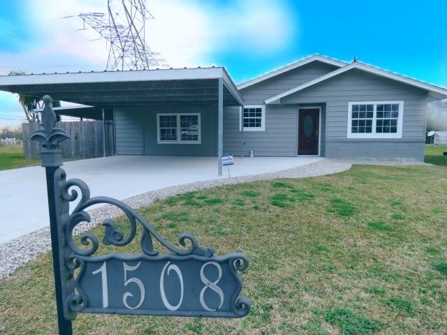1508 Houston Ave - Photo 1