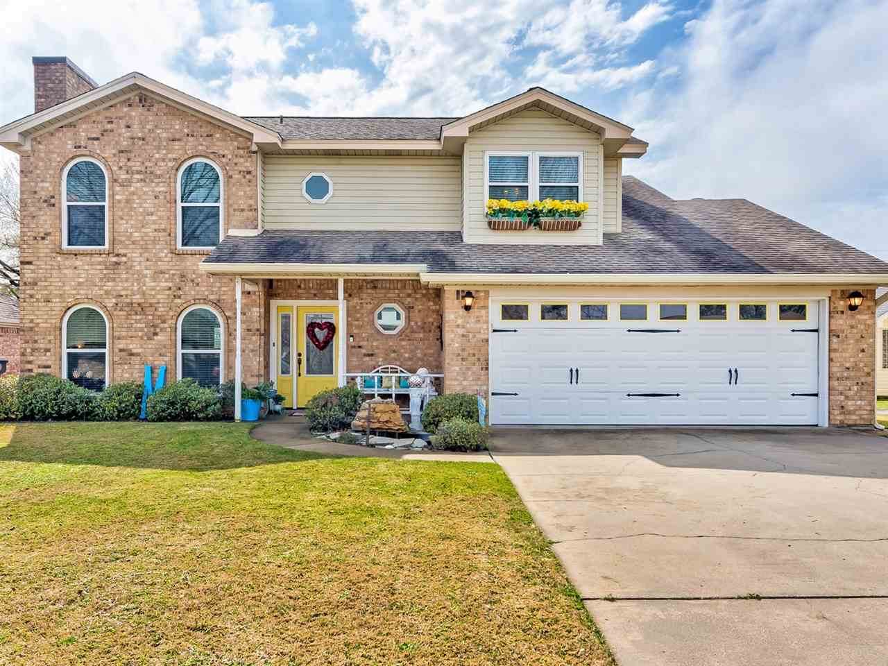 2331 Post Oak Ln - Photo 1