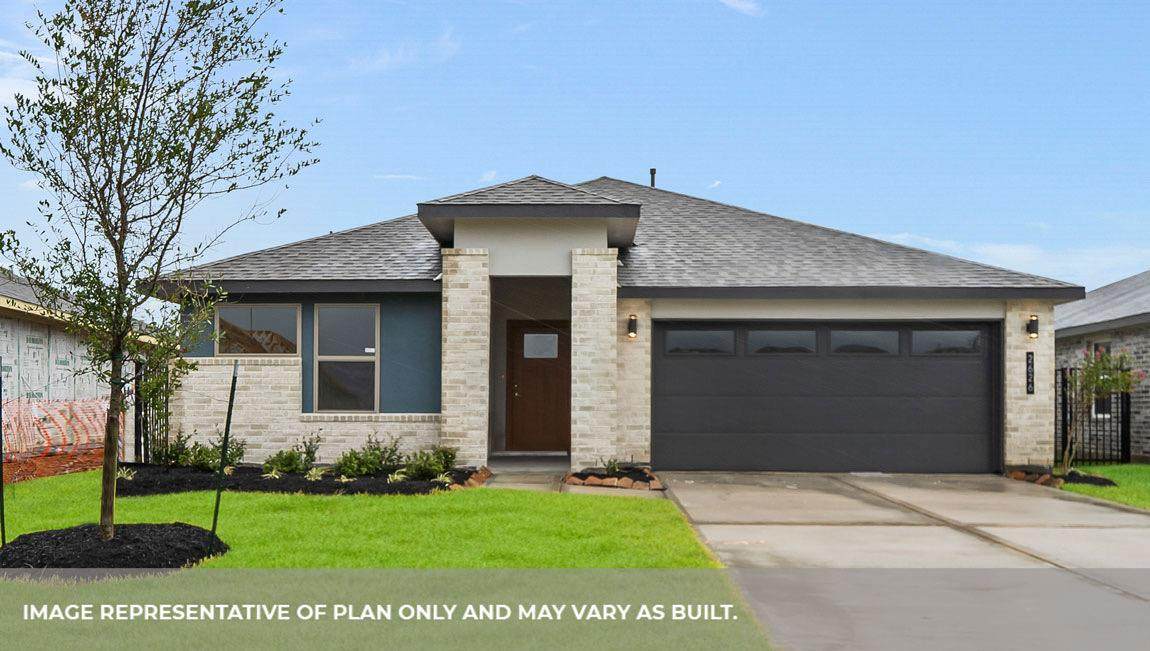 15568 Elizabeth Drive - Photo 1