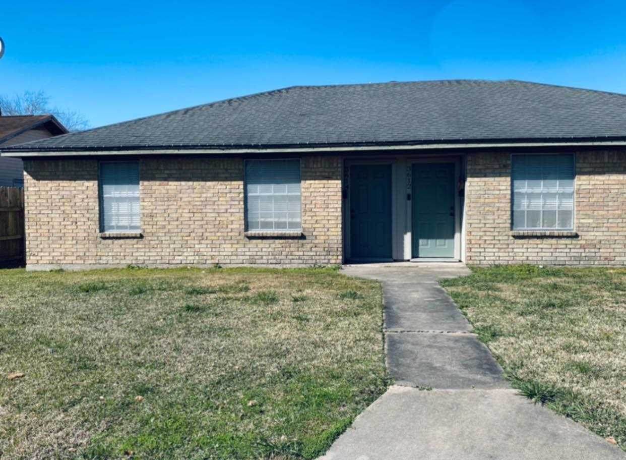 3614 Avenue A - Photo 1
