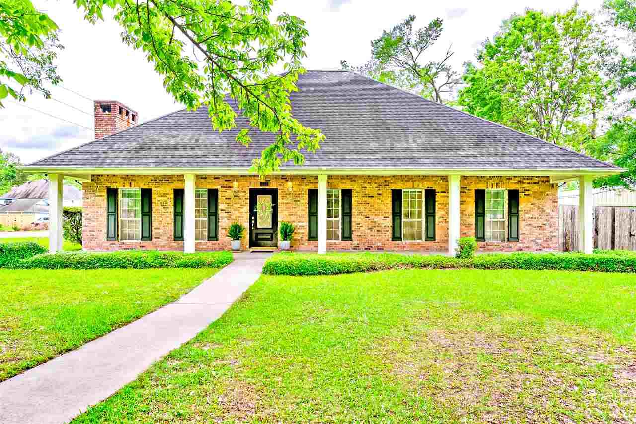 801 Hickory Trails - Photo 1