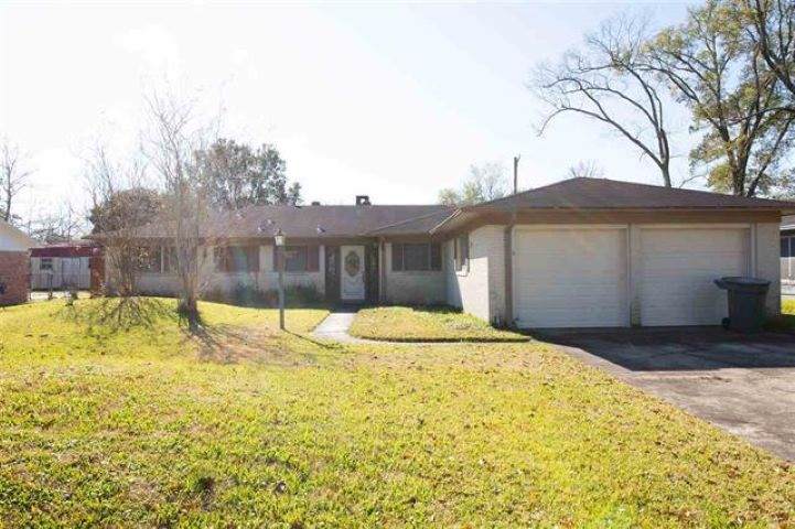 4625 Dellwood - Photo 1