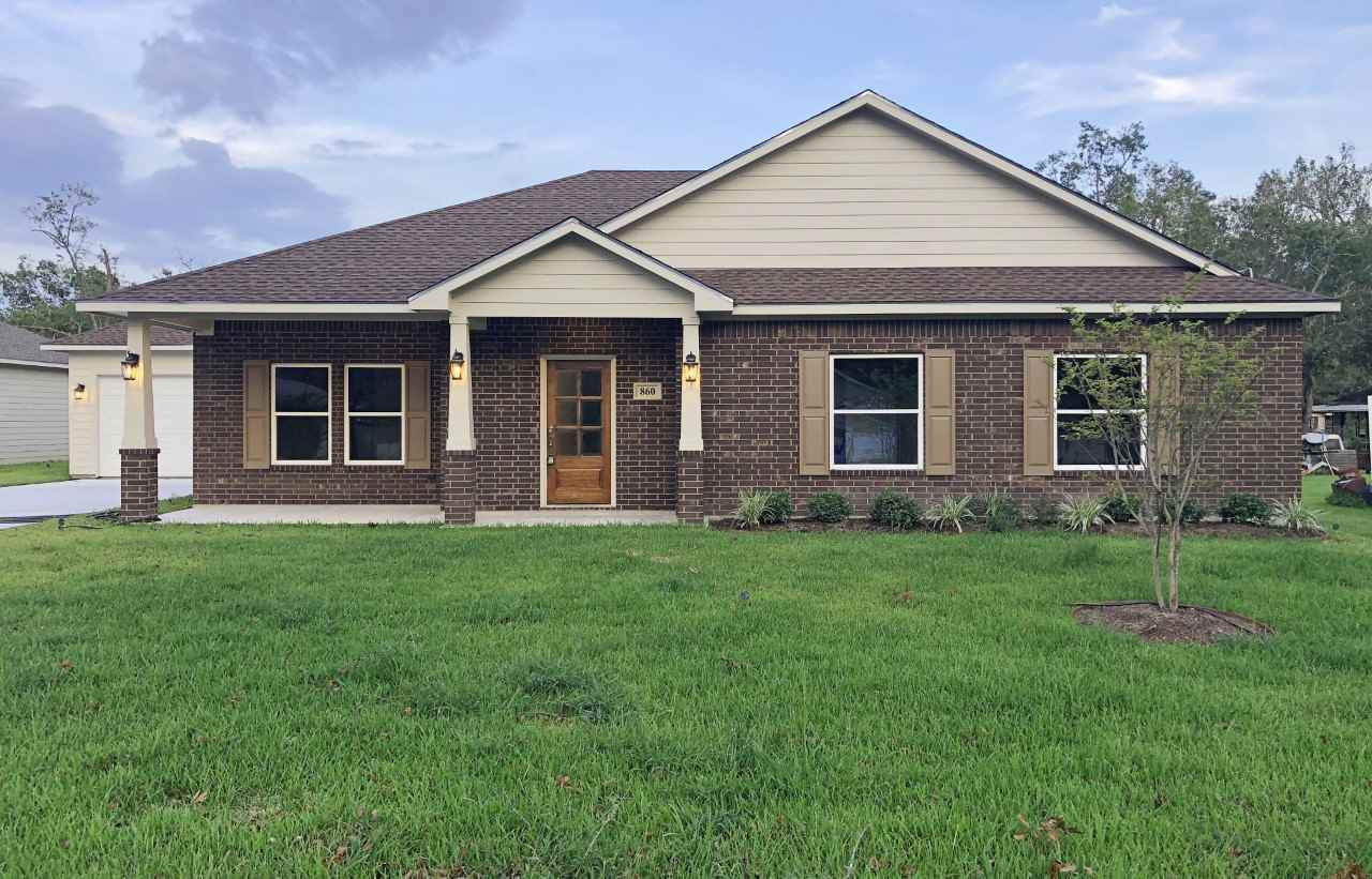 860 Vivian - Photo 1