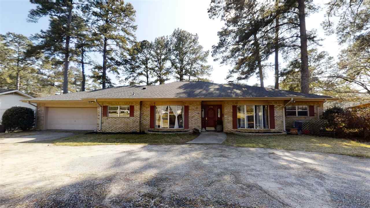 276 Broadmoor - Photo 1