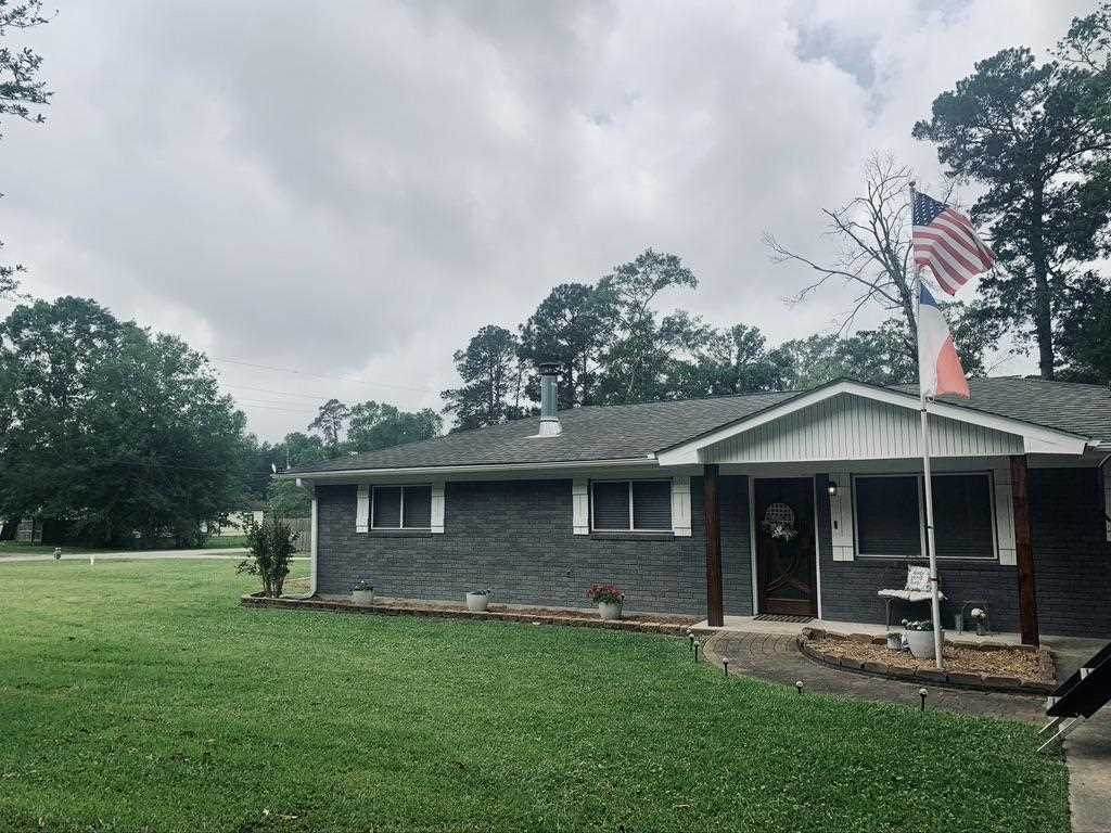 2525 Crestwood - Photo 1